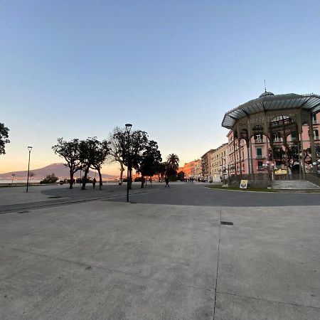 La Casa Di Nonna Cristina Villa Castellammare di Stabia Luaran gambar